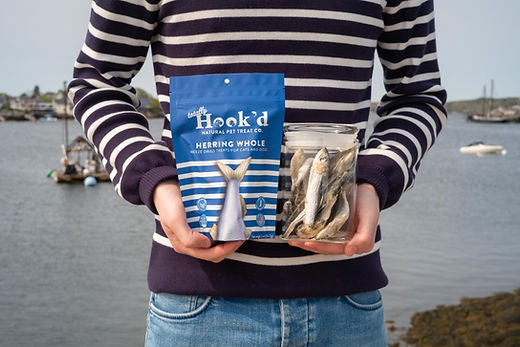 Totally Hook'd Freeze-Dried Herring - Karen Pryor Clicker Training